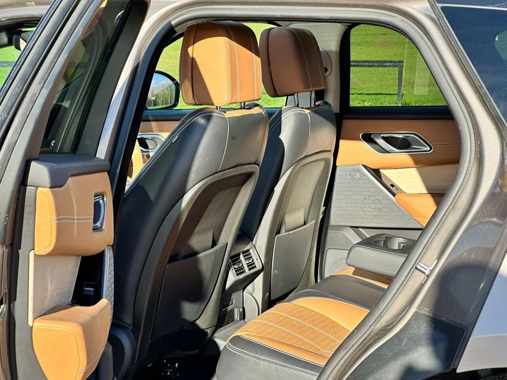 Used Land Rover Range Rover Velar 2018 for sale - 76665557: Photo 15