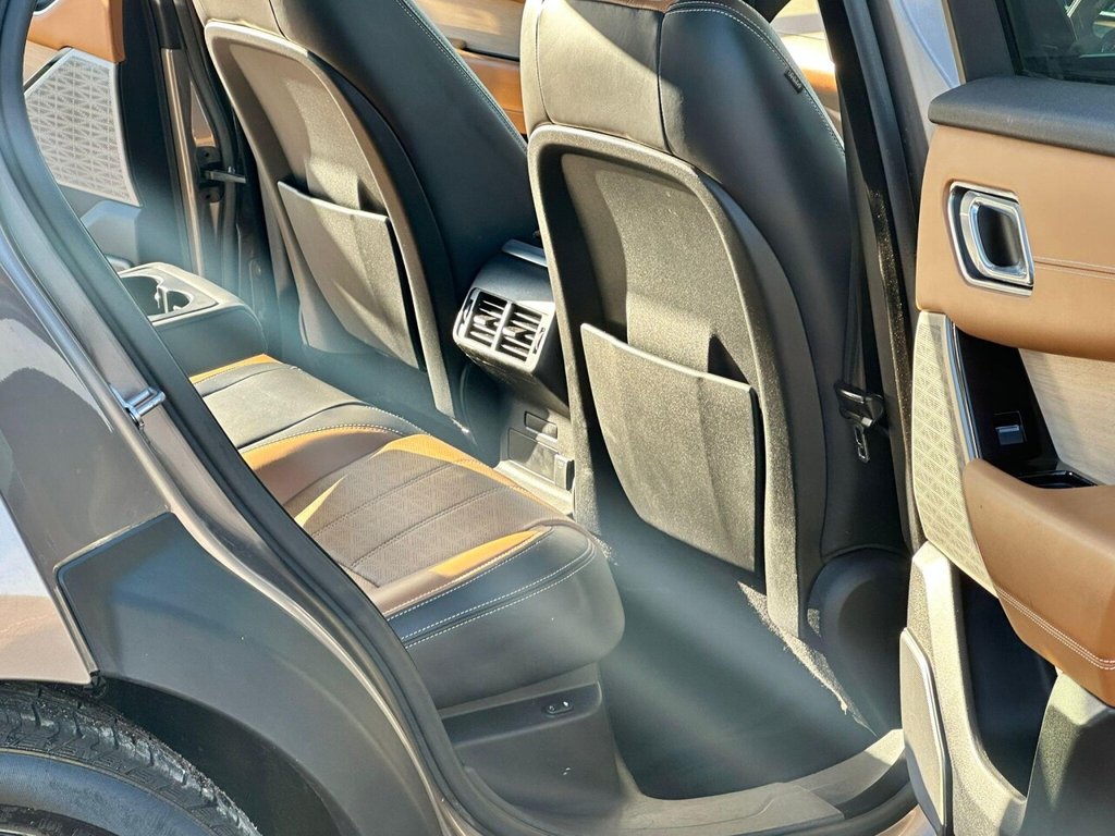 Used Land Rover Range Rover Velar 2018 for sale - 76665557: Photo 16