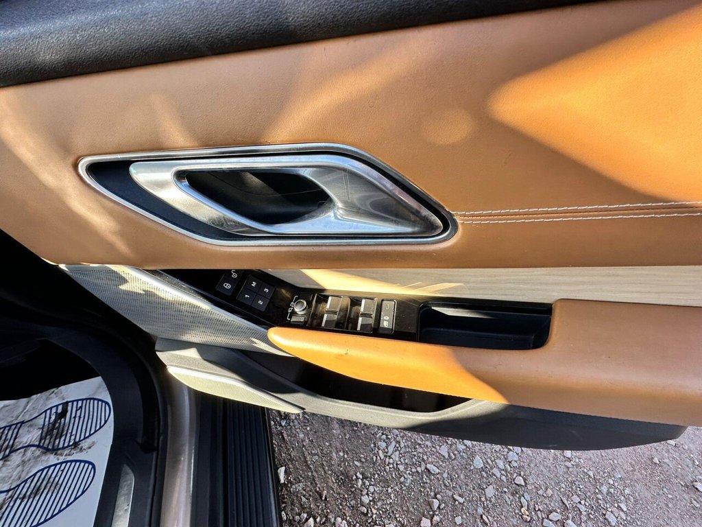 Used Land Rover Range Rover Velar 2018 for sale - 76665557: Photo 21