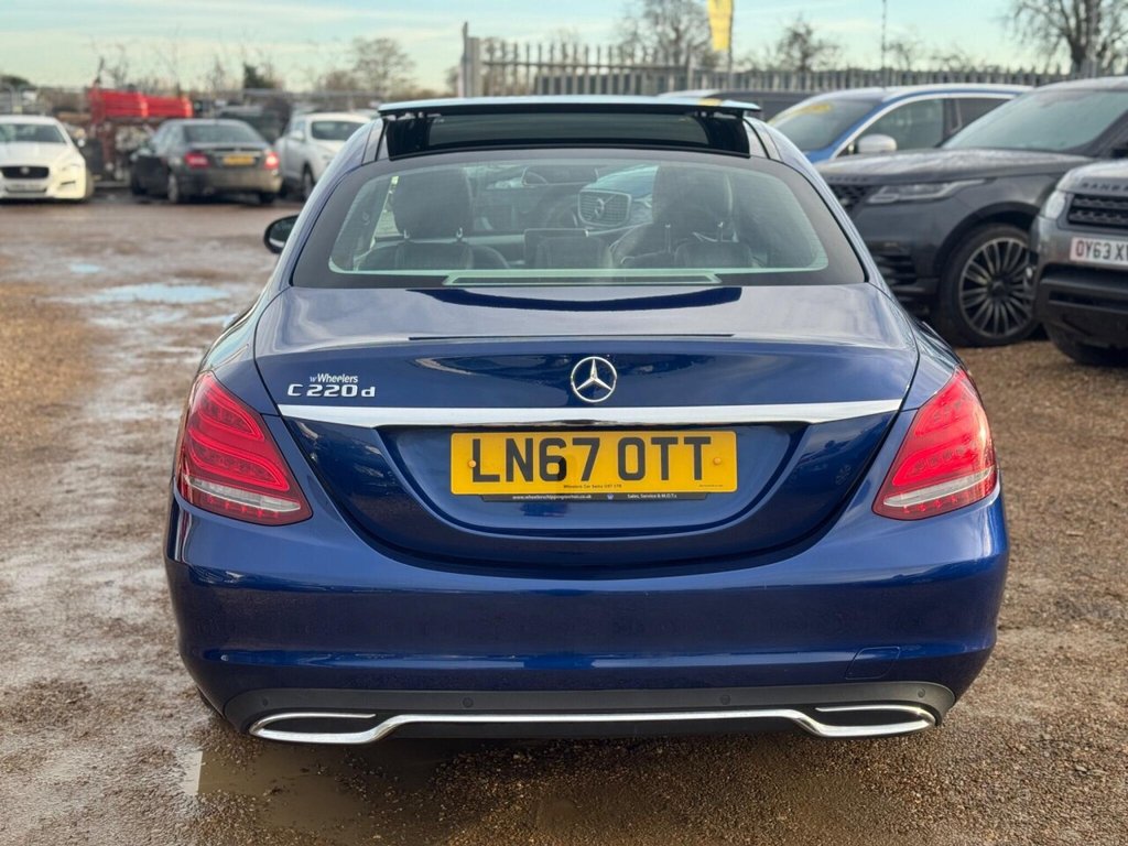 Used Mercedes-Benz C Class 2017 for sale - 77218539: Photo 8
