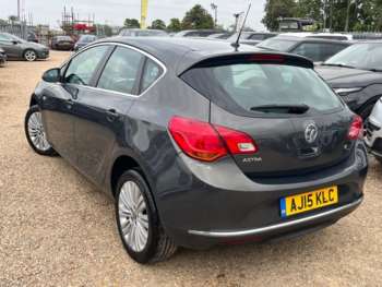 Used Vauxhall Astra 2015 for sale - 75136133: Photo