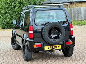 Used Suzuki Jimny 2010 for sale - 76439105: Photo