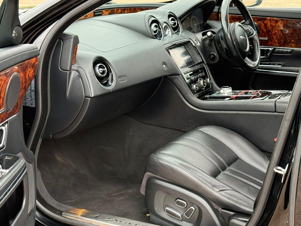 Used Jaguar XJ 2014 for sale - 77911012: Photo 15