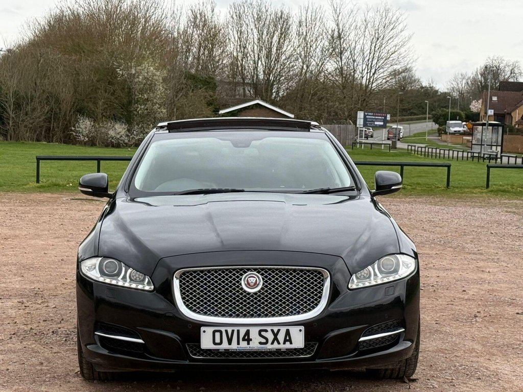 Used Jaguar XJ 2014 for sale - 77911012: Photo 2