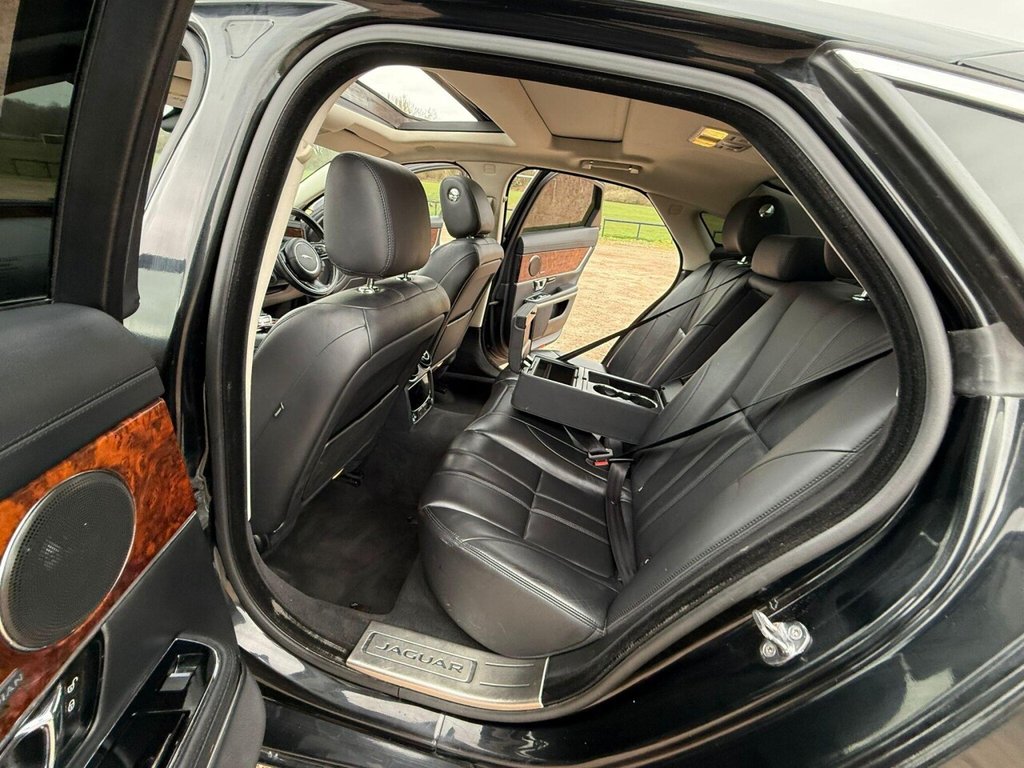 Used Jaguar XJ 2014 for sale - 77911012: Photo 22