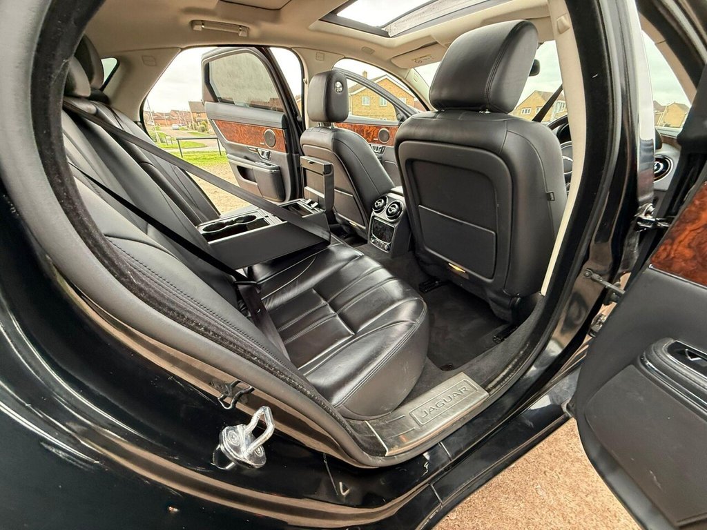 Used Jaguar XJ 2014 for sale - 77911012: Photo 23