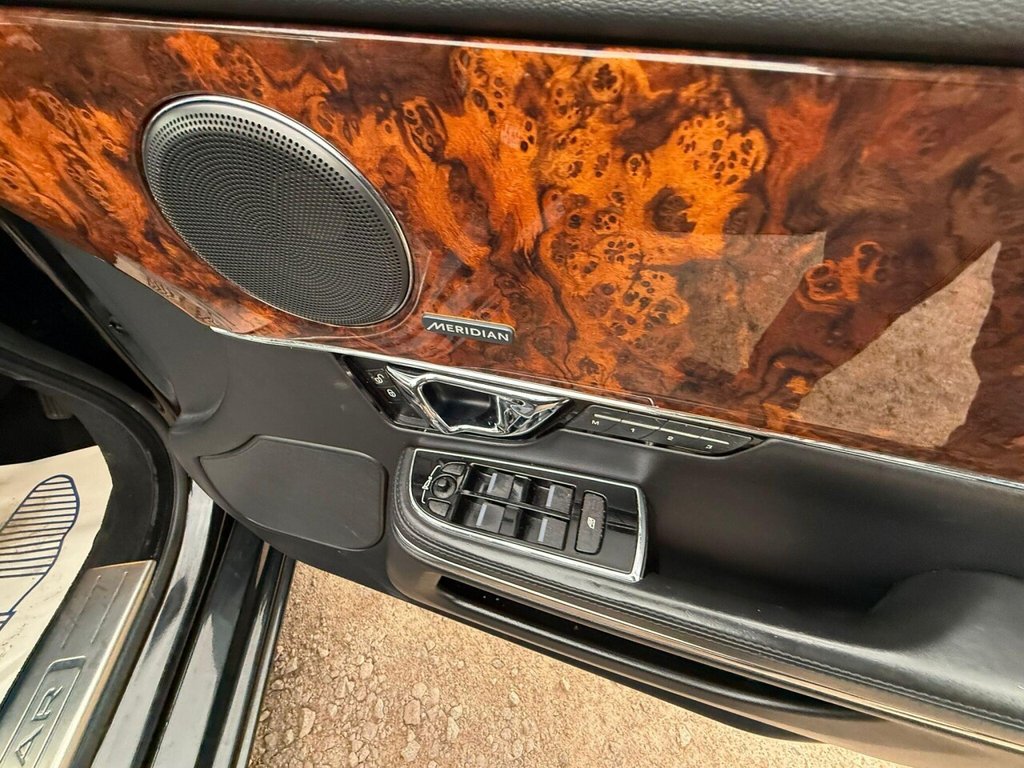 Used Jaguar XJ 2014 for sale - 77911012: Photo 26