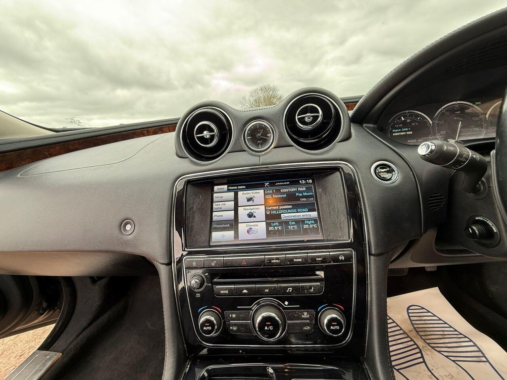 Used Jaguar XJ 2014 for sale - 77911012: Photo 29