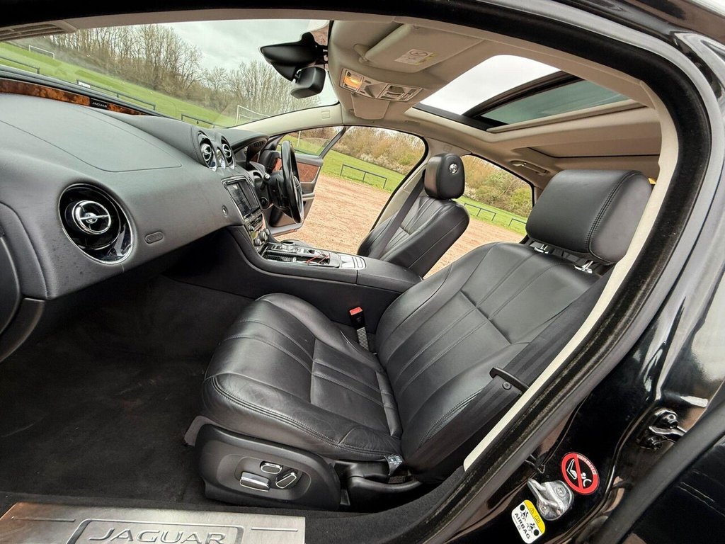 Used Jaguar XJ 2014 for sale - 77911012: Photo 34