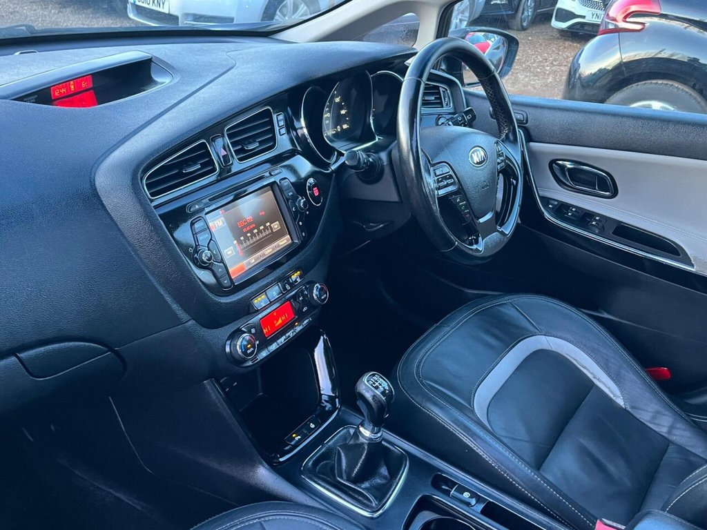 Used Kia Ceed 2015 for sale - 77360127: Photo 28