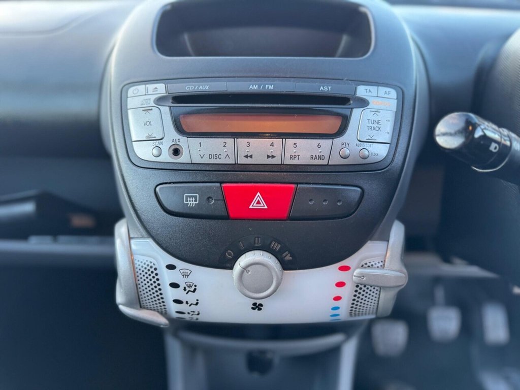 Used Toyota AYGO 2010 for sale - 77442248: Photo 36