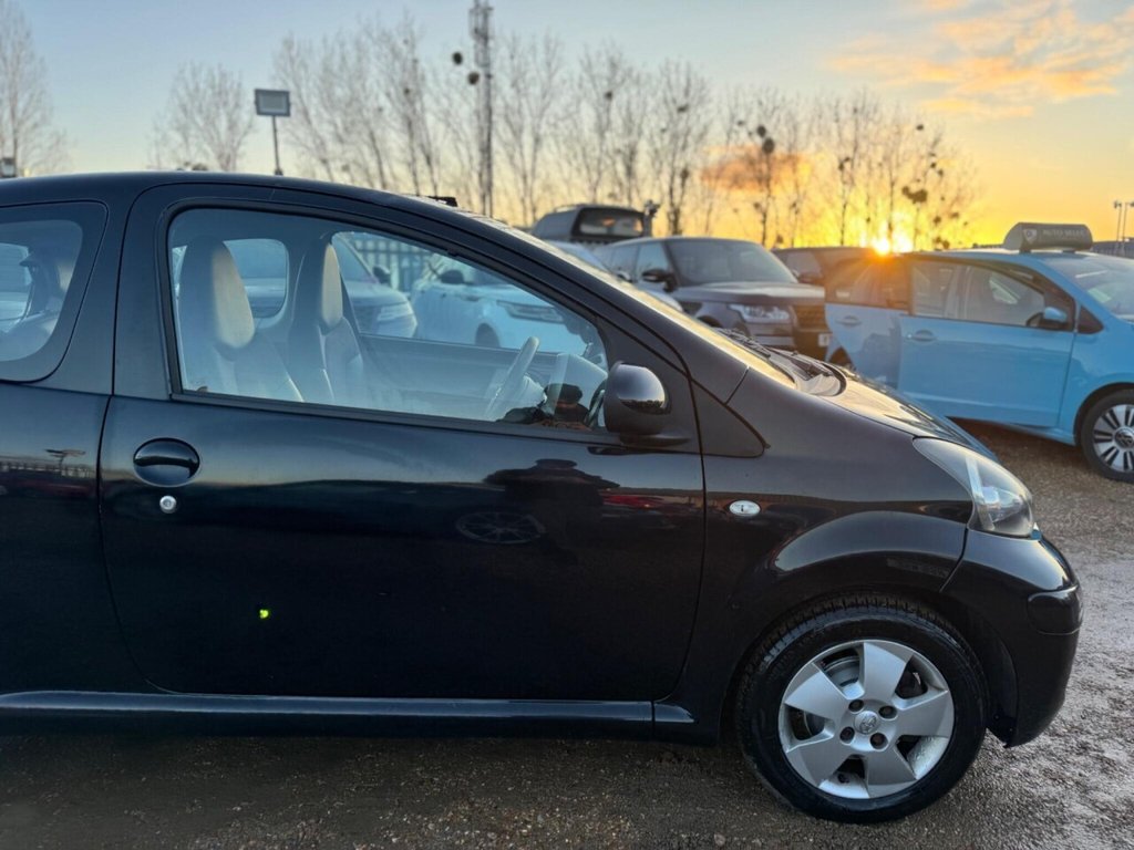 Used Toyota AYGO 2010 for sale - 77442248: Photo 8