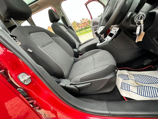Used Citroen C3 Picasso 2016 for sale - 76291788: Photo 20
