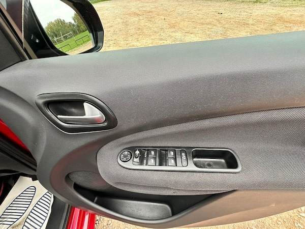 Used Citroen C3 Picasso 2016 for sale - 76291788: Photo 26