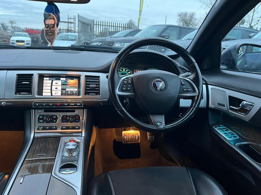 Used Jaguar XF 2015 for sale - 77188170: Photo 28