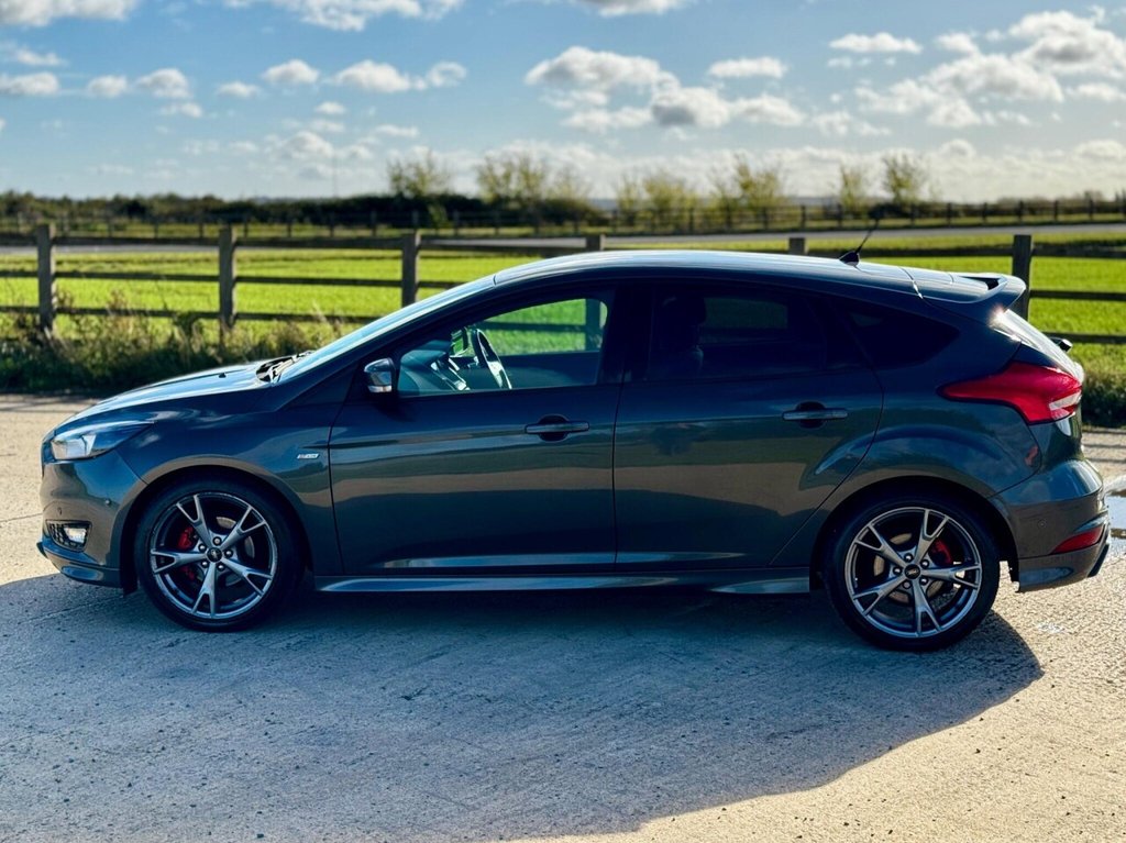 Used Ford Focus 2018 for sale - 76367910: Photo 22