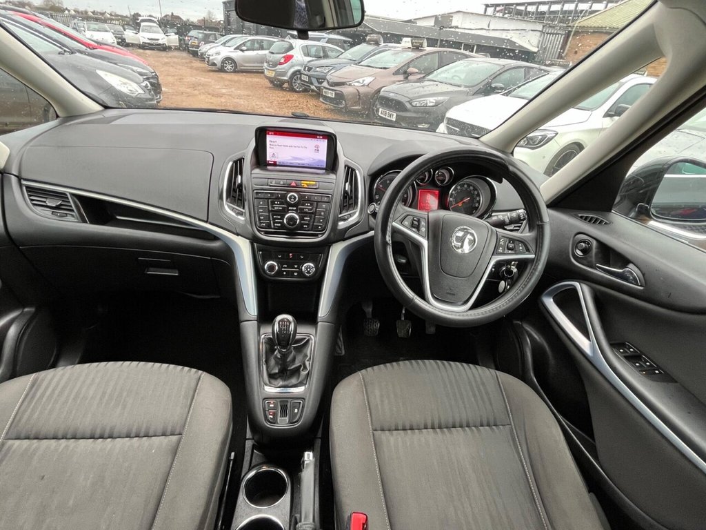Used Vauxhall Zafira 2015 for sale - 76559047: Photo 23