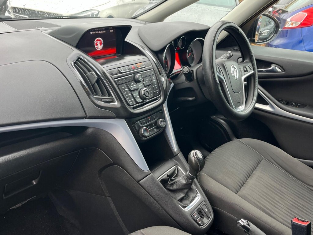 Used Vauxhall Zafira 2015 for sale - 76559047: Photo 24