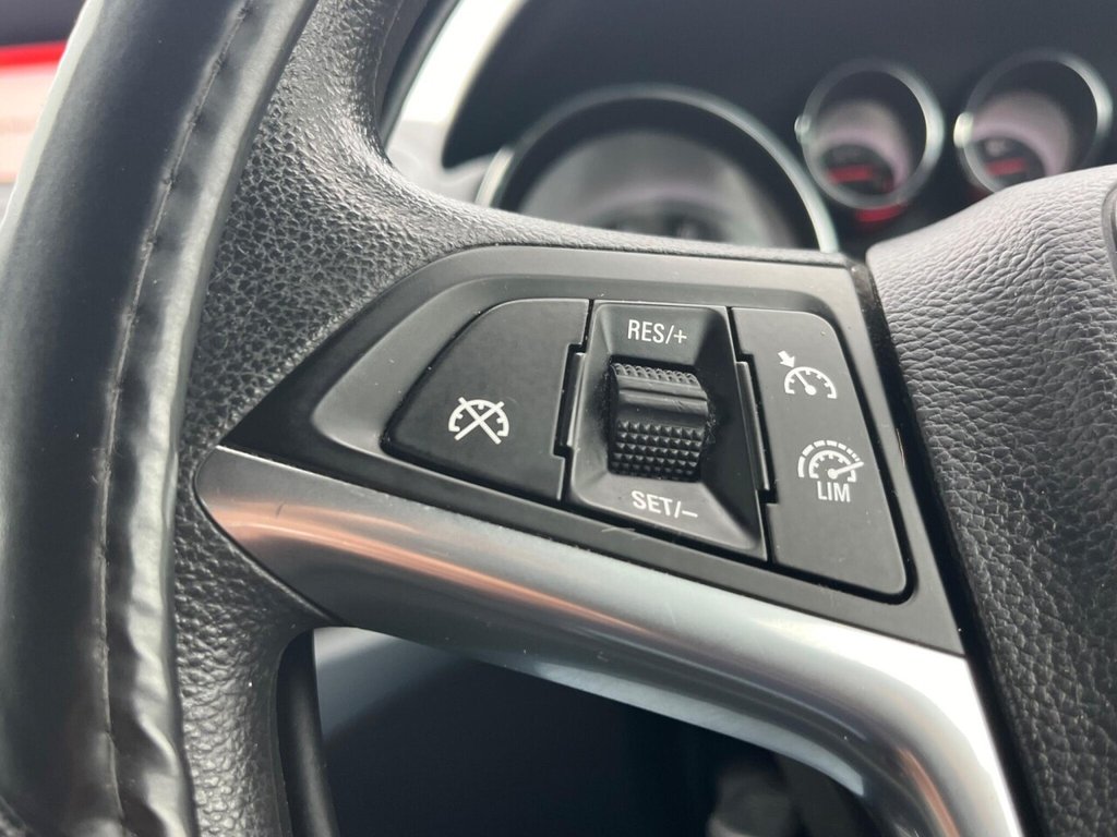 Used Vauxhall Zafira 2015 for sale - 76559047: Photo 30