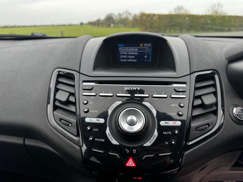 Used Ford Fiesta 2015 for sale - 78008837: Photo 43