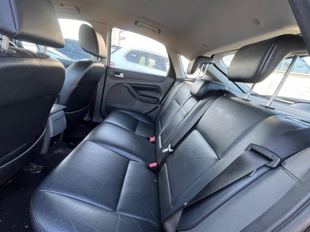 Used Ford Focus 2006 for sale - 78117478: Photo 26