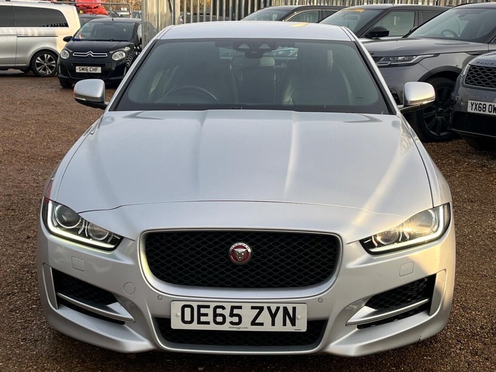 Used Jaguar XE 2016 for sale - 76686172: Photo 2