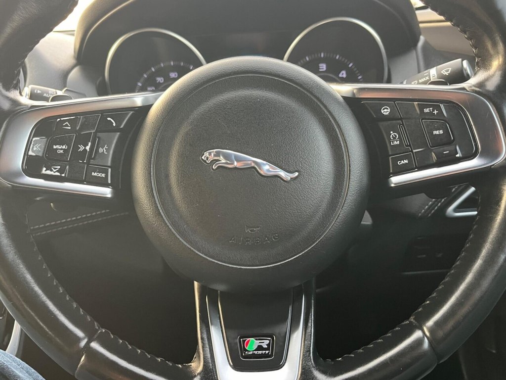 Used Jaguar XE 2016 for sale - 76686172: Photo 47