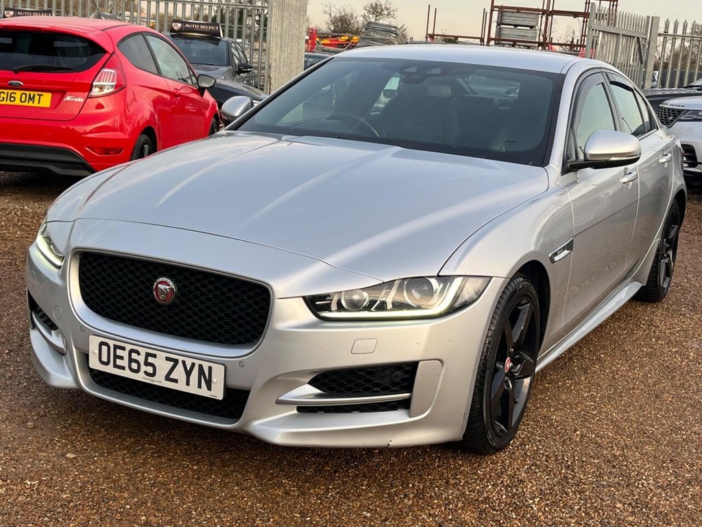 Used Jaguar XE 2016 for sale - 76686172: Photo 8
