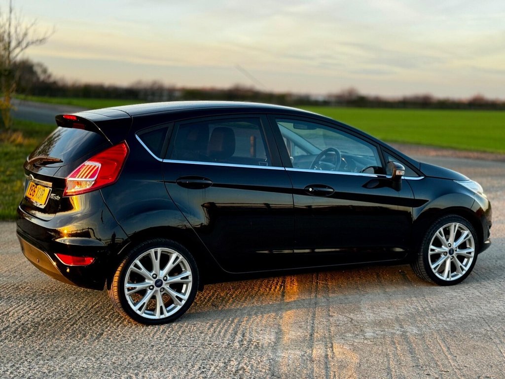 Used Ford Fiesta 2016 for sale - 76686278: Photo 25