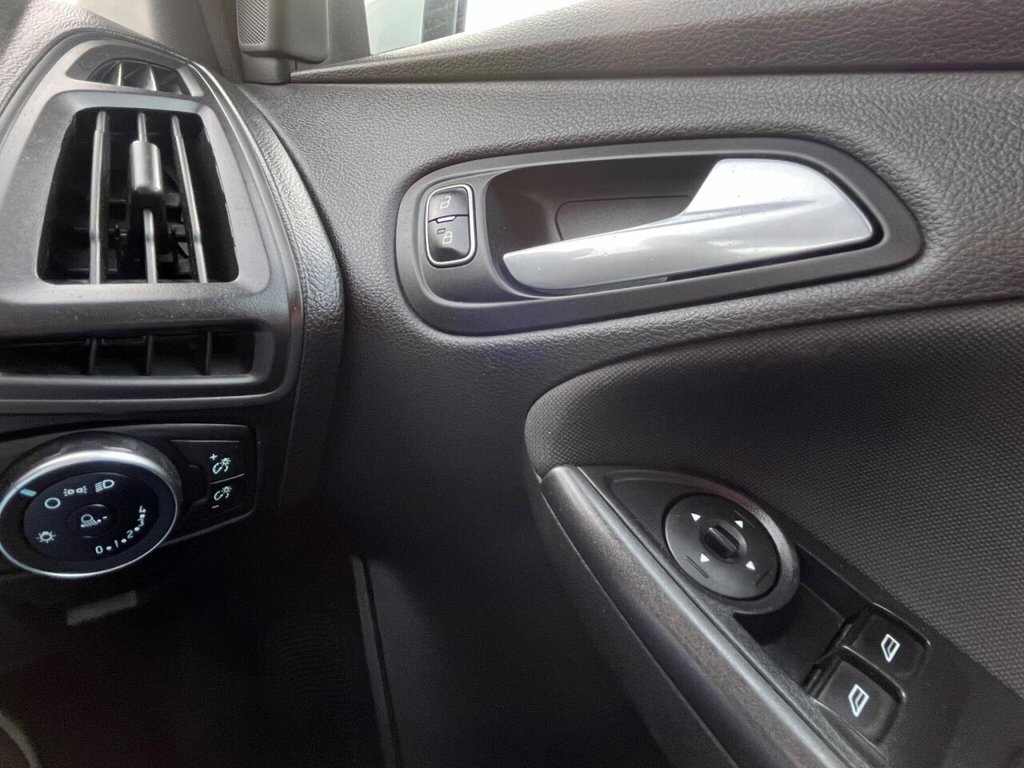 Used Ford Focus 2018 for sale - 78128903: Photo 32