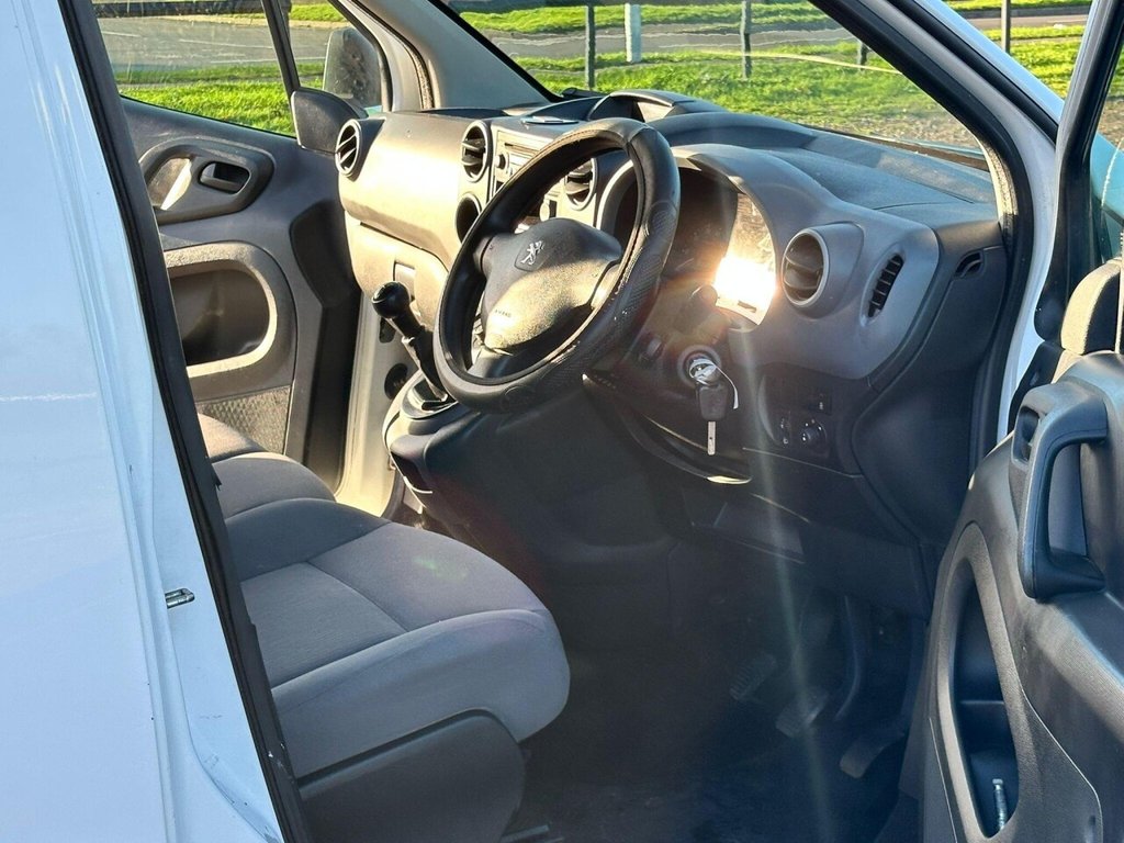 Used Ford Focus 2018 for sale - 77067550: Photo 17