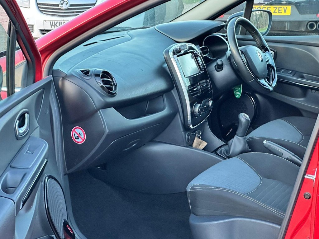 Used Renault Clio 2015 for sale - 77111162: Photo 15