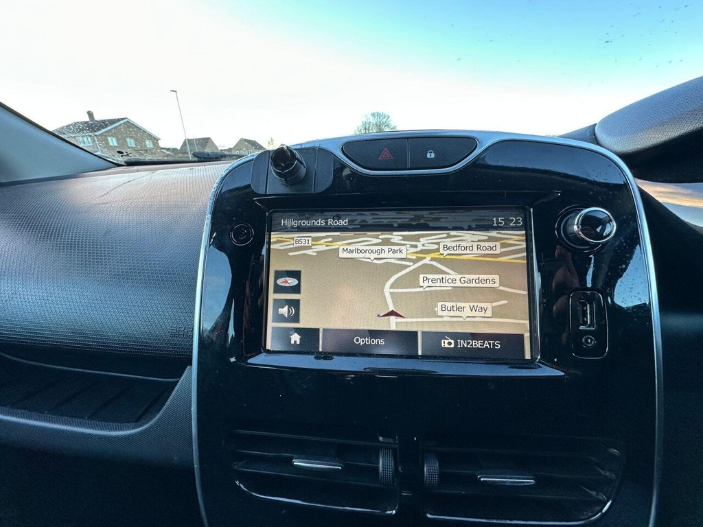 Used Renault Clio 2015 for sale - 77111162: Photo 27