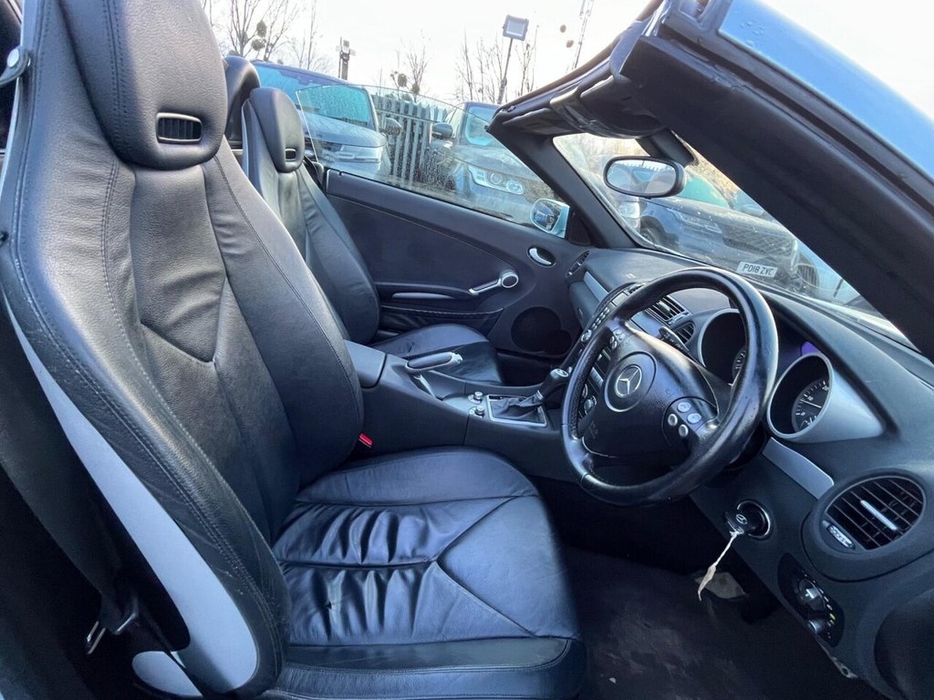 Used Mercedes-Benz SLK 2004 for sale - 77031104: Photo 29
