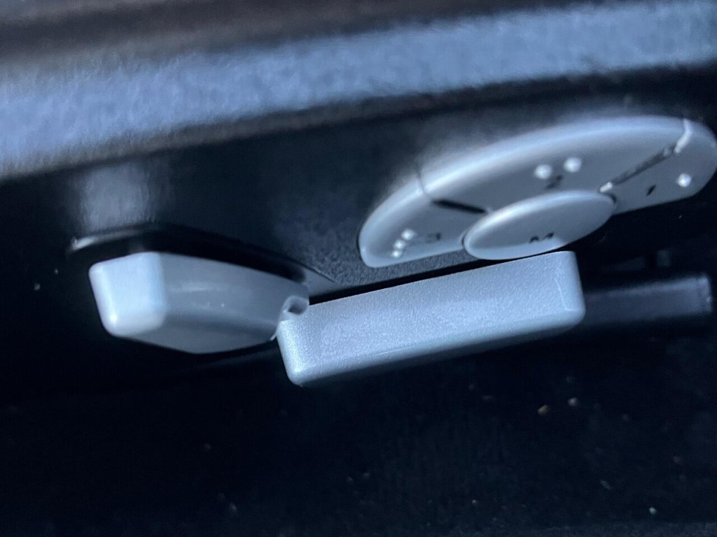 Used Mercedes-Benz SLK 2004 for sale - 77031104: Photo 40