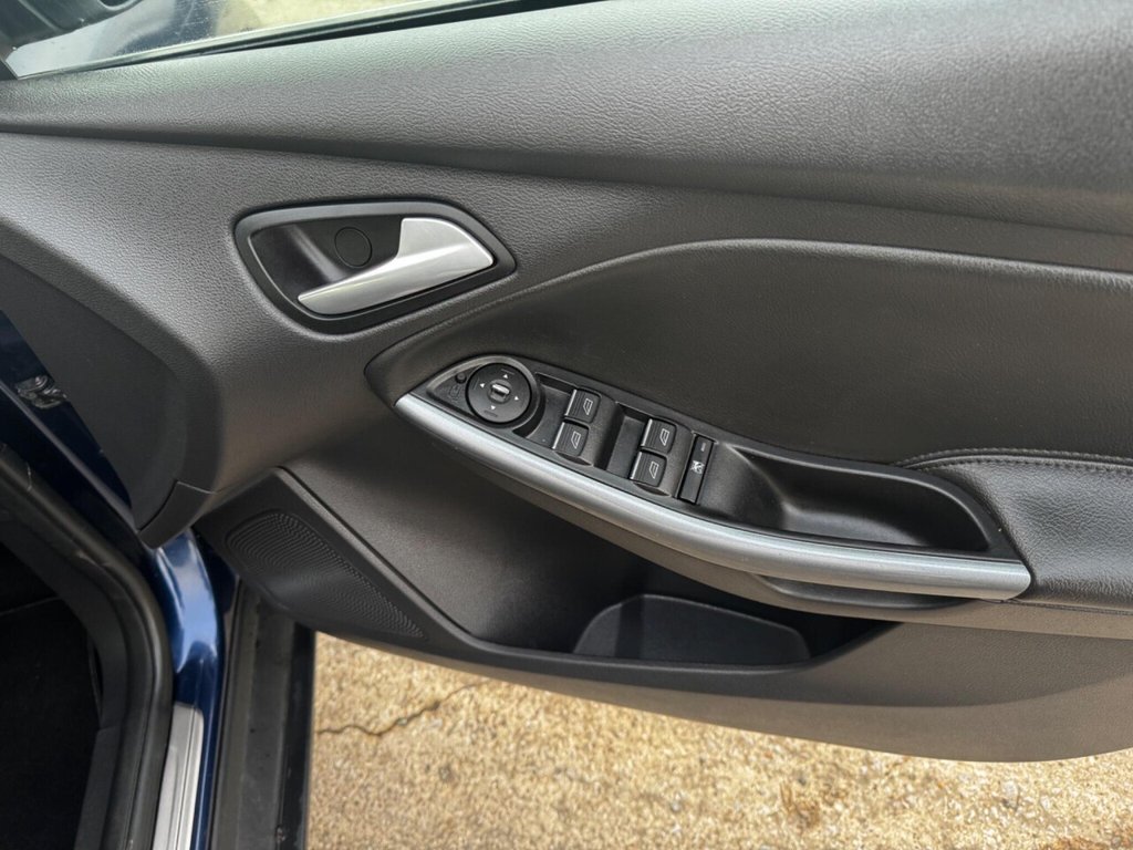 Used Ford Focus 2012 for sale - 77499394: Photo 37