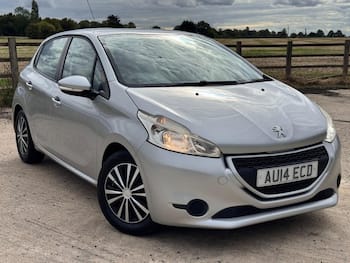 Used Peugeot 208 2019 for sale - 79822588: Photo