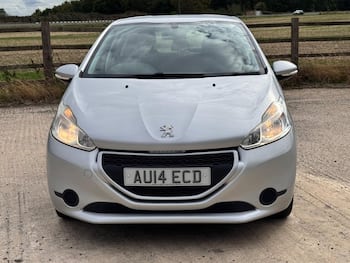 Used Peugeot 208 2019 for sale - 79822588: Photo
