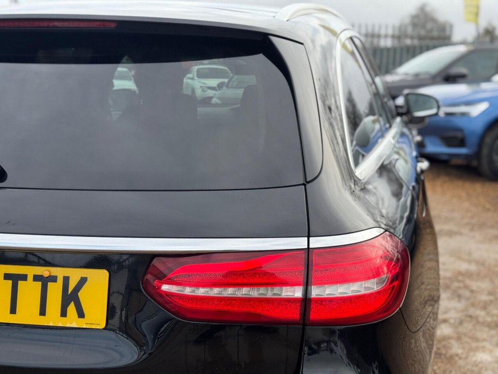 Used Mercedes-Benz E Class 2019 for sale - 77172014: Photo 10