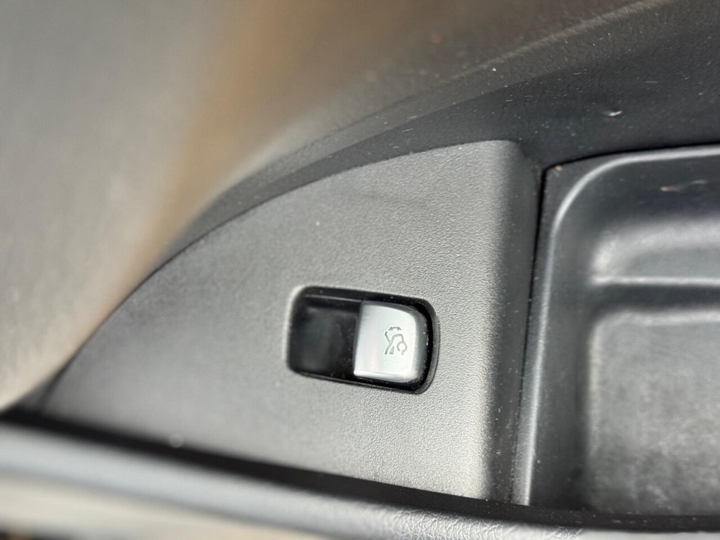 Used Mercedes-Benz E Class 2019 for sale - 77172014: Photo 31