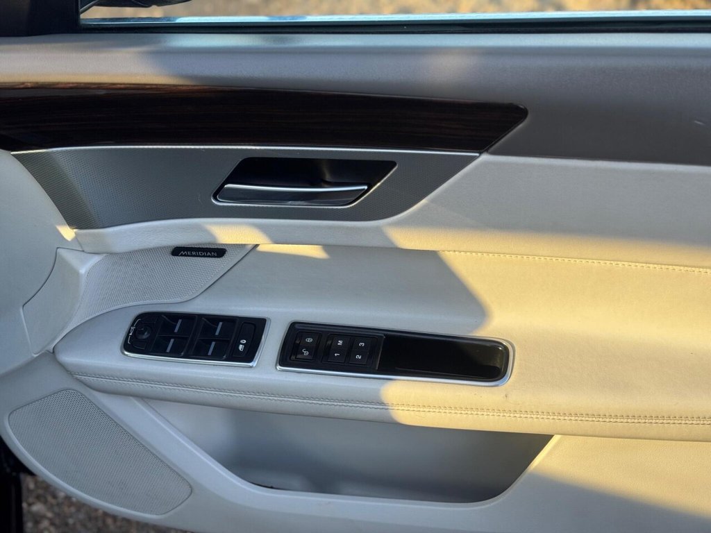 Used Jaguar XF 2015 for sale - 76966226: Photo 34