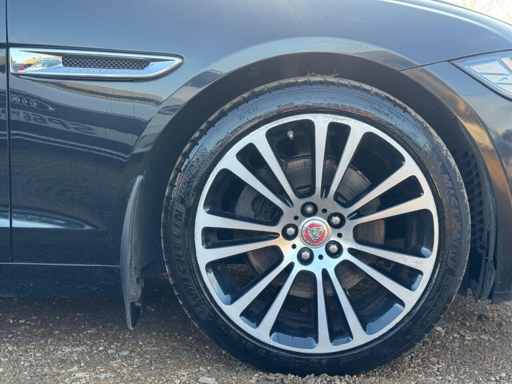 Used Jaguar XF 2015 for sale - 76966226: Photo 35