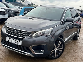 Used Peugeot 5008 2020 for sale - 77681044: Photo