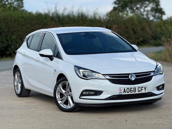 Used Vauxhall Astra 2018 for sale - 75259289: Photo 1
