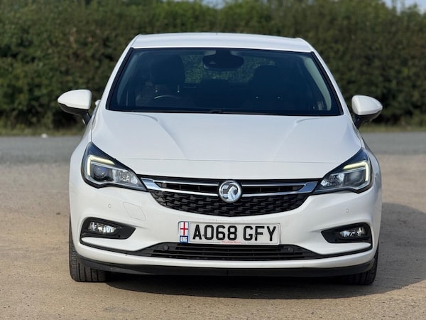 Used Vauxhall Astra 2018 for sale - 75259289: Photo 2