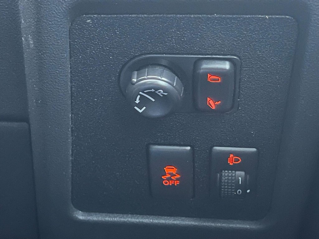 Used Nissan Qashqai 2011 for sale - 76923515: Photo 28