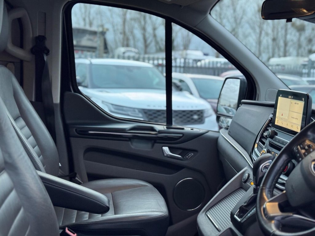 Used Ford Tourneo Custom 2018 for sale - 77218531: Photo 12