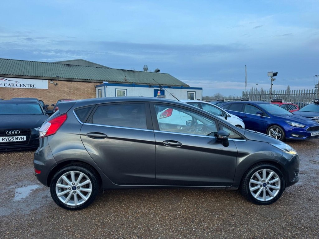 Used Ford Fiesta 2015 for sale - 77052633: Photo 10