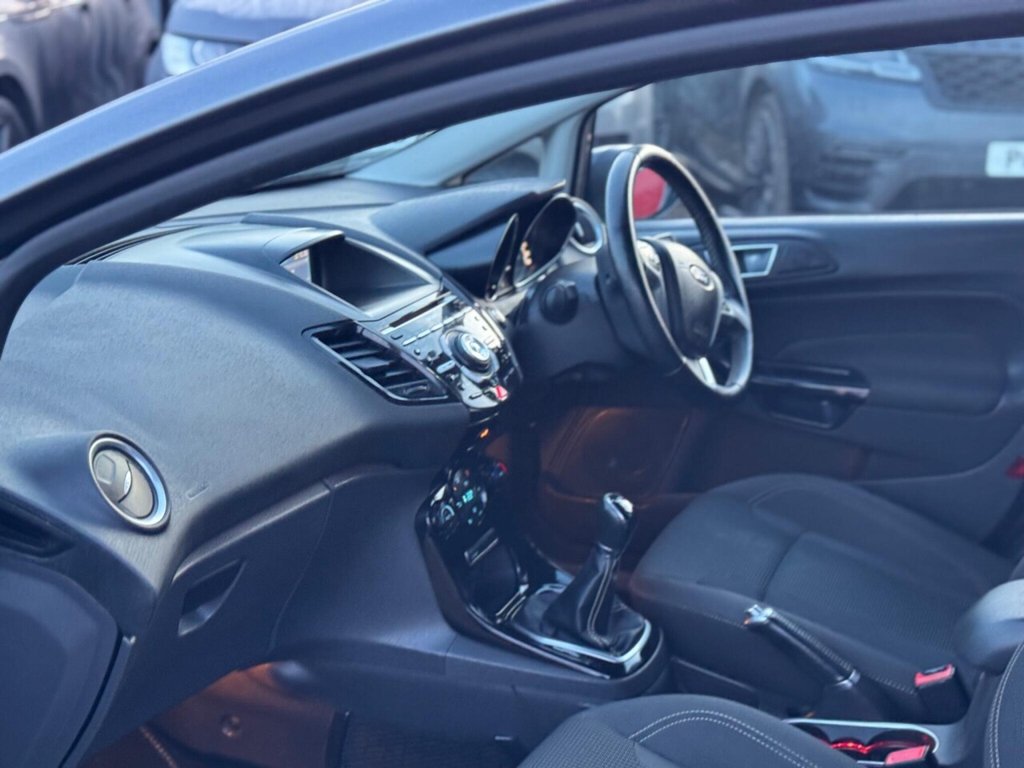 Used Ford Fiesta 2015 for sale - 77052633: Photo 23