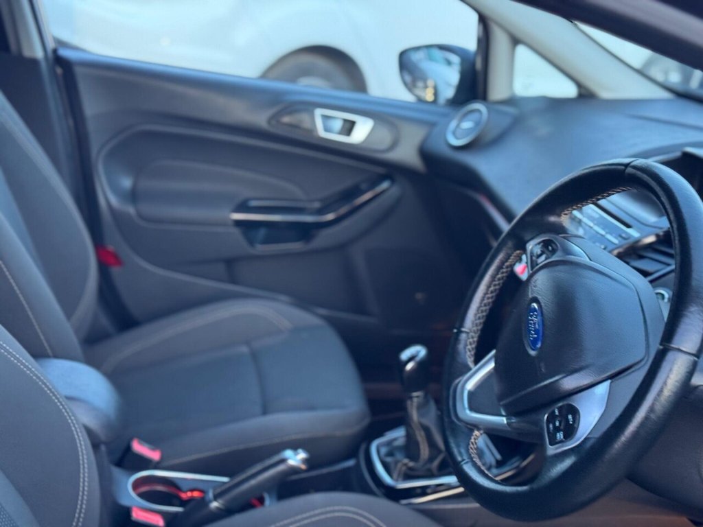 Used Ford Fiesta 2015 for sale - 77052633: Photo 24